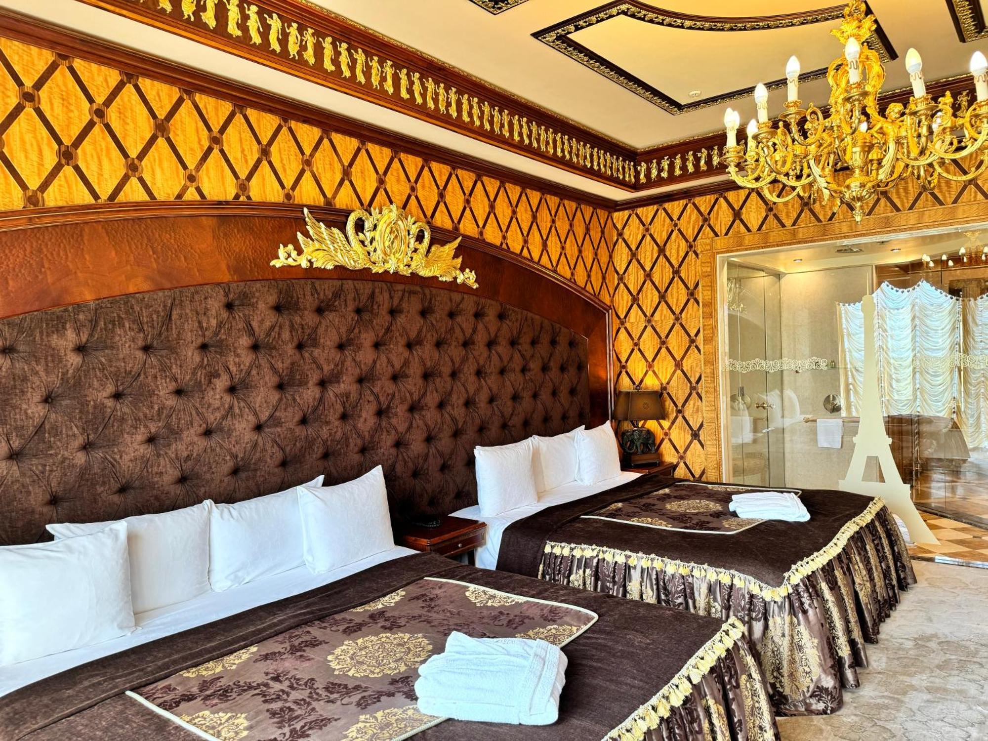 Hotelli Royal &